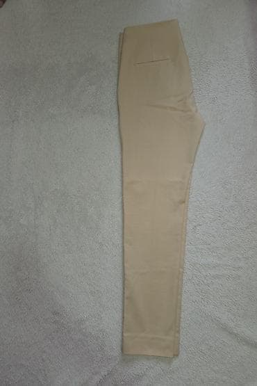krem pantalone muske: MNG Basics ženske pantalone – bež - Model: ravne nogavice sa blagim — 2
