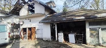 Kuća sa pomoćnim objektima – idealna za rekonstrukciju i