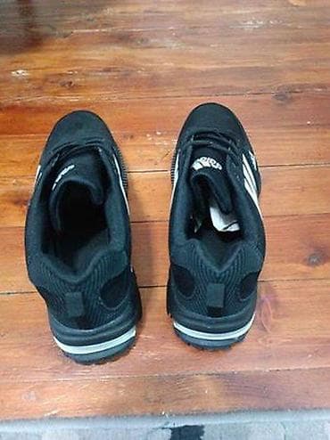springfield muska majica: Adidas
brojevi 47 do 49

cena 3200 dinara — 4