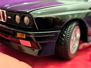 Ureznice: BMW M3 E30 "Kocka" 1:24 BLACK NOVO! Model BMW serije 3 na lalafo.rs — 8 Ureznice: BMW M3 E30 "Kocka" 1:24 BLACK NOVO! Model BMW serije 3 — 8