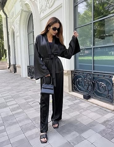 Sakoi: 🔥Satenasti damski komplet – sako i široke pantalone
✅2600 din — 4