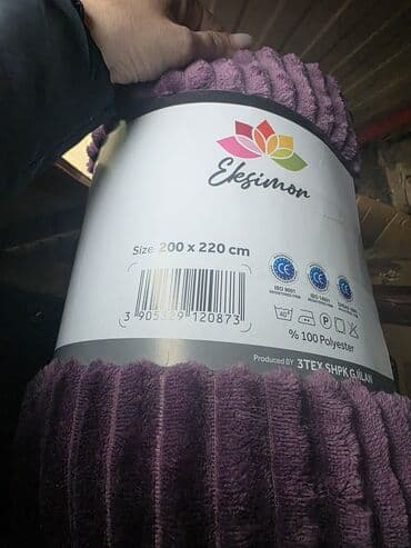 versace crystal noir 50ml cena: Prelepi ćebići 200x220 Odmah dostupno Po par komada Cena samo 2000 — 2