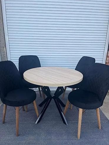 ikea trpezarijski setovi: Trpezarijski set – okrugli sto sa 4 stolice - Sto: okrugla ploča u — 1