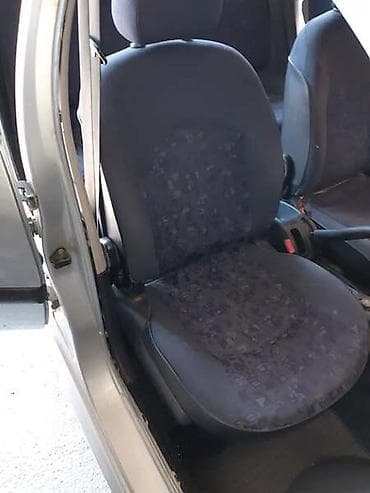 seat ibiza: KOMPLETAN AUTO 1.1 U DELOVIMA ZA PEUGEOT 206 | Kompletan auto — 3