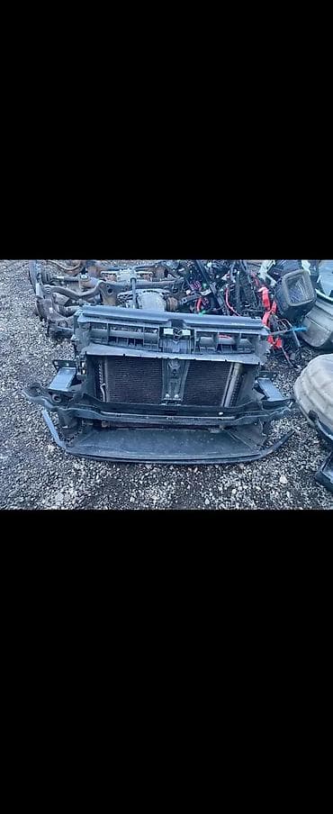 prekidac za sekvent plin: VW TIGUAN 16-21 VEZNI LIM PRSA GRUDI HLADNJAK | Audi vagen delovi — 1
