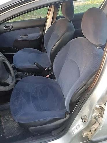 seat ibiza: DELOVI ZA PEUGEOT 206 2002. GOD. | Peugeot 206 1.4 benzin 8v.Auto se — 9