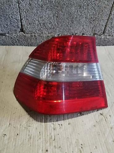 levo krilo golf 4: STOP SVETLO LEVO ZA BMW 320D OD 1998. DO 2006. GOD. | Stop svetlo — 1