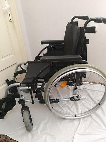 maska: Nemacka aluminijumska invalidska koliva poznate marke BREEZY, u veoma — 2
