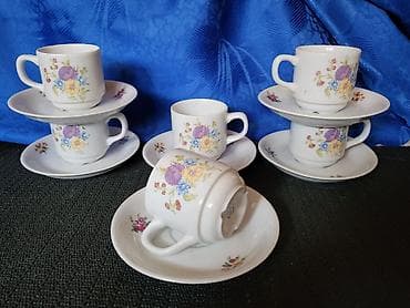 šolja sa grejačem: Soljice nove Zajecar porcelan iz 70ih.godina. Nove soljice,jedna — 7
