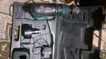 mehanizam za rotirajuce daske: Akumulatorska bušilica Black & Decker, dolazi u originalnom koferu — 1