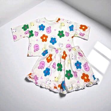 Set: Shorts, T-shirt, 98