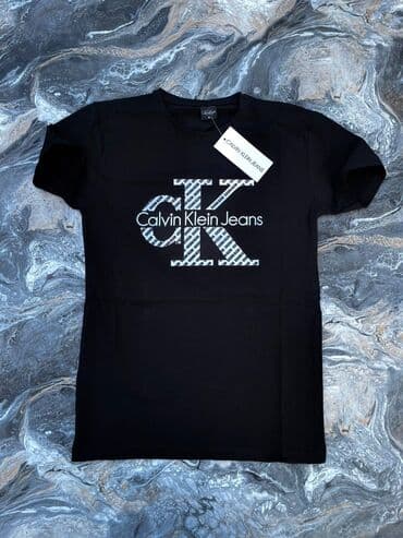 tifani majice: Majice na okruglinu 2200 din m do 3xl — 3