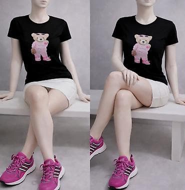 papuce sa grejacima: Ženska majica kratkih rukava – crna, sa printom medvedića u roze — 2