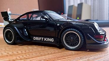 za decu igračke: Nov metalni model automobila Porše 993 urađen u razmeri 1: 22 — 9