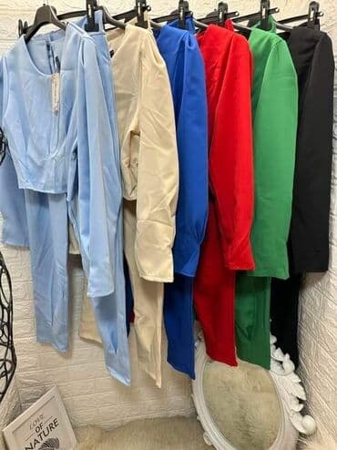 crveni komplet: Komplet 3300 — 2