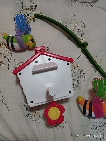 nike air d: Chicco muzička igračka/vrteška za krevetac – Kućica sa pčelicama - — 4