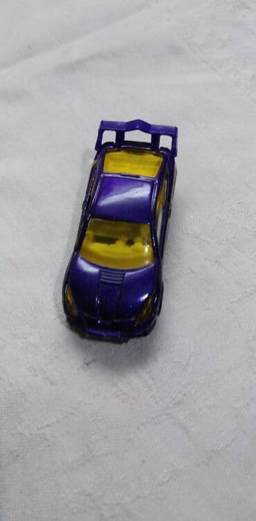 delovi za maketu fice: Hot Wheels Toyota Celica,oko Malaysia ocuvan — 2