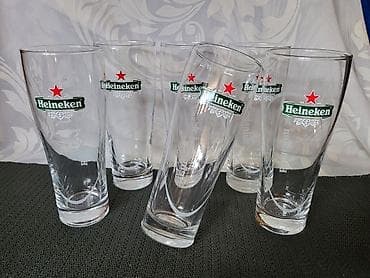 vitrine retro: Case nove,vintaz Heineken. Case Heineken bez ostecenja,sve na njima — 4