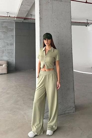 Men's Clothing: Dvodijelni ženski komplet – kratka majica sa rajsferšlusom i široke — 1