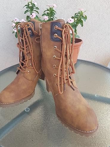 obuca pozarevac: Prelepe OPPOSITE cizmice, nove, 41, gaziste 27,5 cm — 2