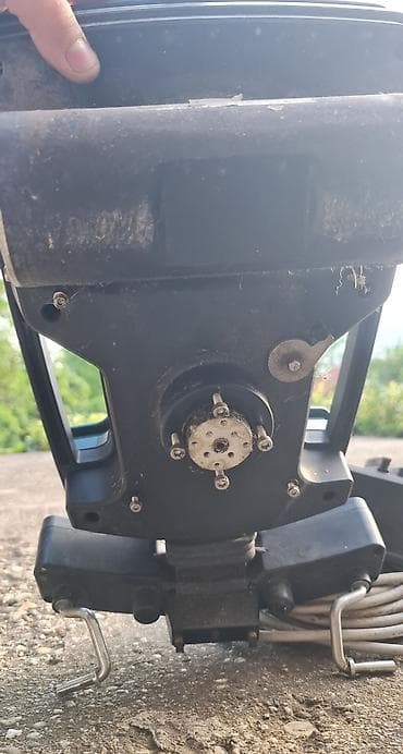 sto dimenzije: Robot kosilice Ambrogio L15 Deluxe. Cena za sve. Poznata marka, medju — 6