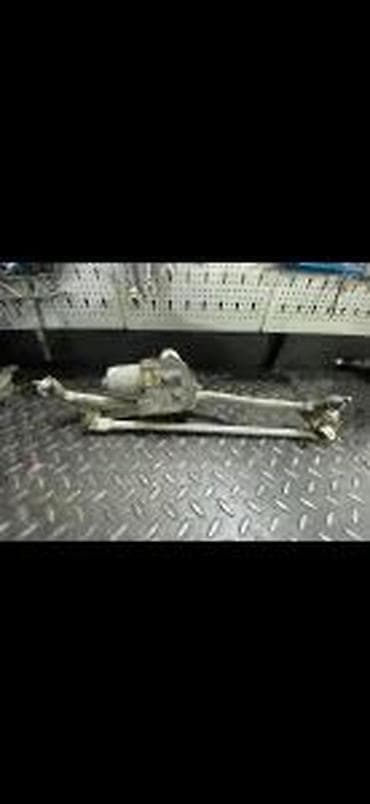 far citroen c3: AUDI A6 1 MOTOR PREDNJEG BRISACA MAKAZE 4F1955119D | Audi vagen — 3