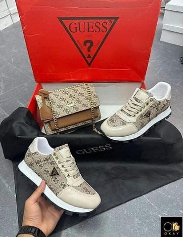 gerry weber nova kolekcija: ✨ SET ODLICNA KOPIJA ✨

36-40

Cena: 11.800 din — 9