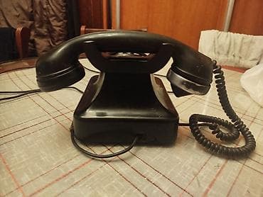 hofer aparat za sladoled: Stari retro Simens bakelitni telefon vintageRadi. Malo se slabije — 8