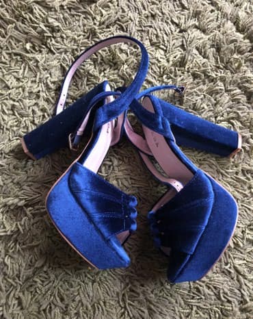 ysl kais: Sandale, 39 — 1