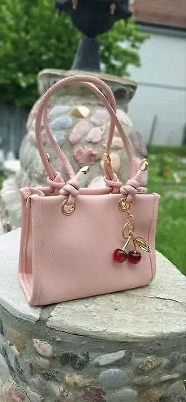 tiffani torbe: Torba 2900 din
💋 — 3
