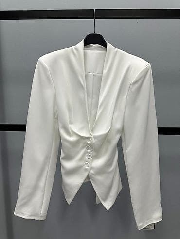 Ženska odeća: 03. L. Sako 2.900 dinara — 3