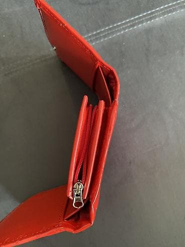 pribor iqos iluma i: Crveni ženski novčanik Falco House - Materijal: sjajna koža sa — 5