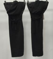 Sweatpants: 1800
Li — 3