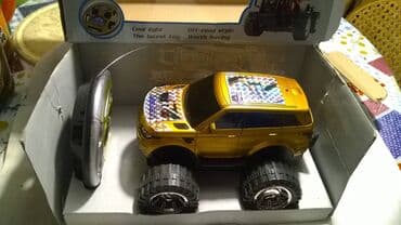 new yorker нови пазар слике: Na daljinski dzip Road Master oko 1:24 (Oko 18 cm.),China,nov — 3
