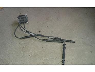 Bobina sa kablovima za Renault Twingo 2001g 1.2-16v.Ispravna