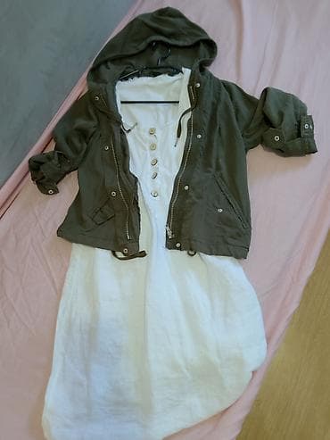 kaput do poda: Ženska jakna sa kapuljačom – maslinasto zelena - Model: ležerna — 3