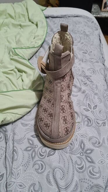 zenska obuca na veliko i malo: Čizme, Guess, 40 — 3