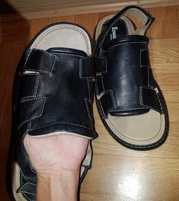 papuce guess: Sandals, size - 45 — 1