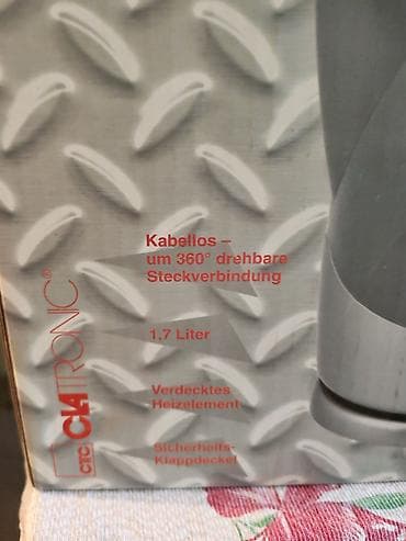 presa za ringlice: Električni kuvalo za vodu Clatronic “Titanium” – 1,7 L - Bežično — 3