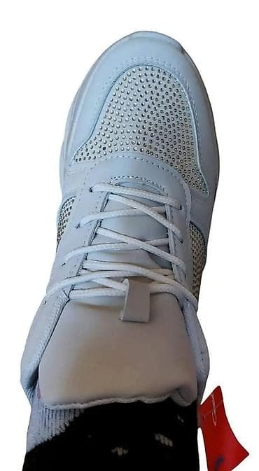 nike crne duboke patike: Ženske patike sa platformom i ukrasnim nitnama - Model: modne — 4