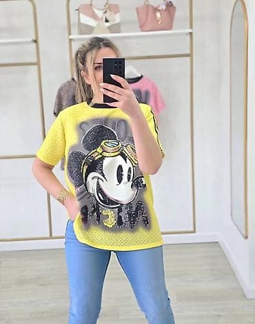 impe majice: ✅Ženska oversize majica sa printom lika crtanog junaka i natpisom — 7