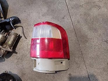 Auto delovi: STOP LAMPA ZA FORD GALAXY OD 2001. DO 2003. GOD. | SMEDEREVSKA — 1