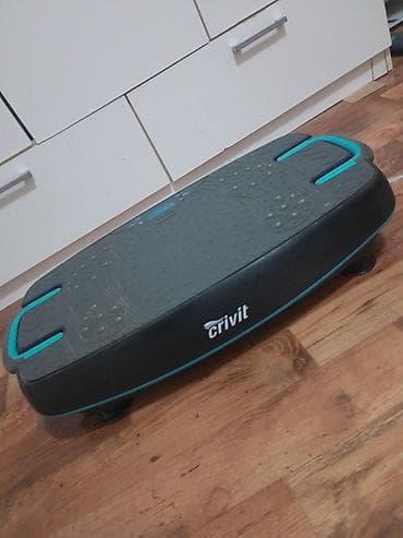 Vibraciona ploca za fitnes je potpuno ispravna,u odlicnom je stanju sa