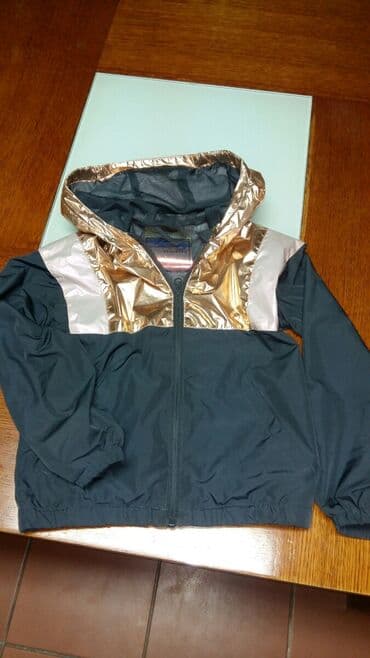 pull and bear suskavac: Reserved, Windbreaker jacket, 134-140 — 1
