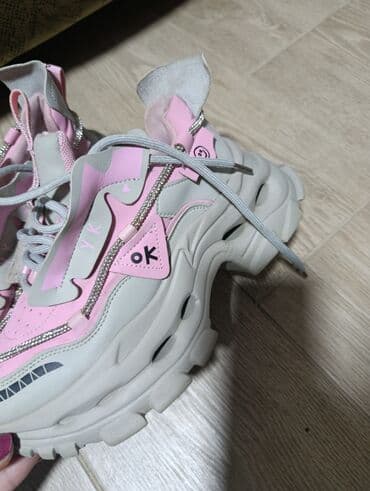 turske patike: 37 — 5