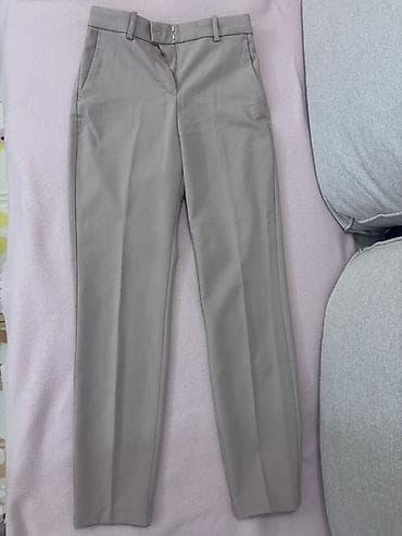 nike farmerke: Ženske elegantne pantalone cigaret kroja Velicina vise odgovara 32 — 1