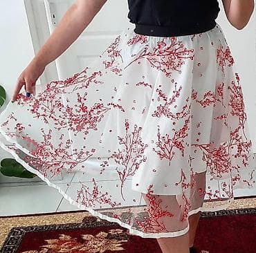 Suknje, nove Univerzalma velicina, guma u struku, siroke leprsave na lalafo.rs Suknje, nove Univerzalma velicina, guma u struku, siroke leprsave