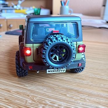 auto perionica za decu: Nov metalni model Džip Vrangler - Rubikon najopremljenija varijanta — 8