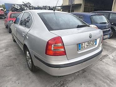 citroen limuzina: ŠKODA OCTAVIA A5 2008. GOD. - KOMPLETAN AUTO U DELOVIMA | Skoda — 1