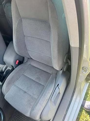 auto sa 6 sedista: SEDIŠTA ZA VOLKSWAGEN TOURAN | Sedišta za VW Touran, 1.6 FSI, 5 — 1